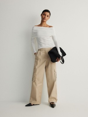 Beige Women's Reserved Cargo Pockets Trousers | 85047VAJW