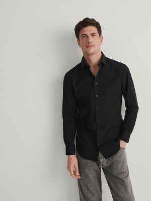 Black Men's Reserved Slim Fit Shirts | 76093YSQJ