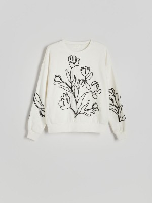 Cream Women's Reserved Sweatdecorative Appliqué Sweatshirts | 06142YHMQ