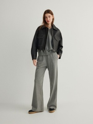 Green Women's Reserved Cargo Trousers | 48173OKIF