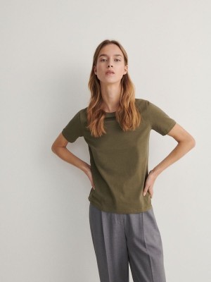 Green Women's Reserved Slim Fit T-shirts | 04627SZTG