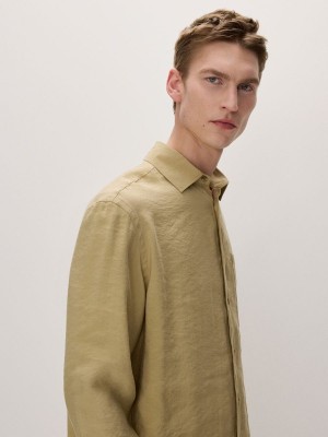 Light Olive Men's Reserved Comfort Fit Shirts | 91304FIAE