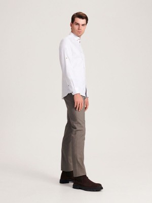 White Men's Reserved Regular Fit Shirts | 97603PNFE