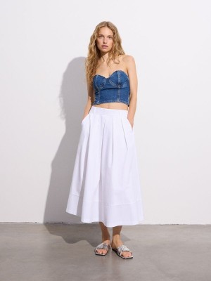 White Women's Reserved Flared Midi Skirts | 72831DWZL