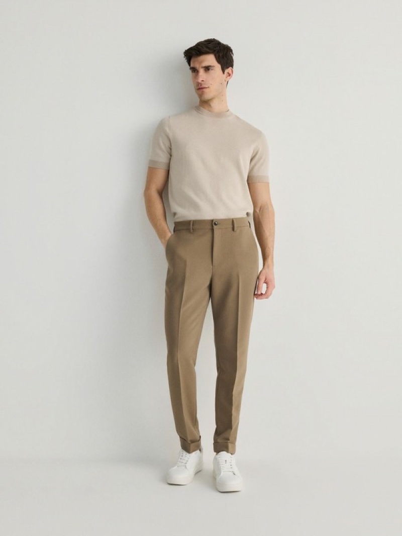 Beige Men's Reserved Carrot Suits | 72513SBVD