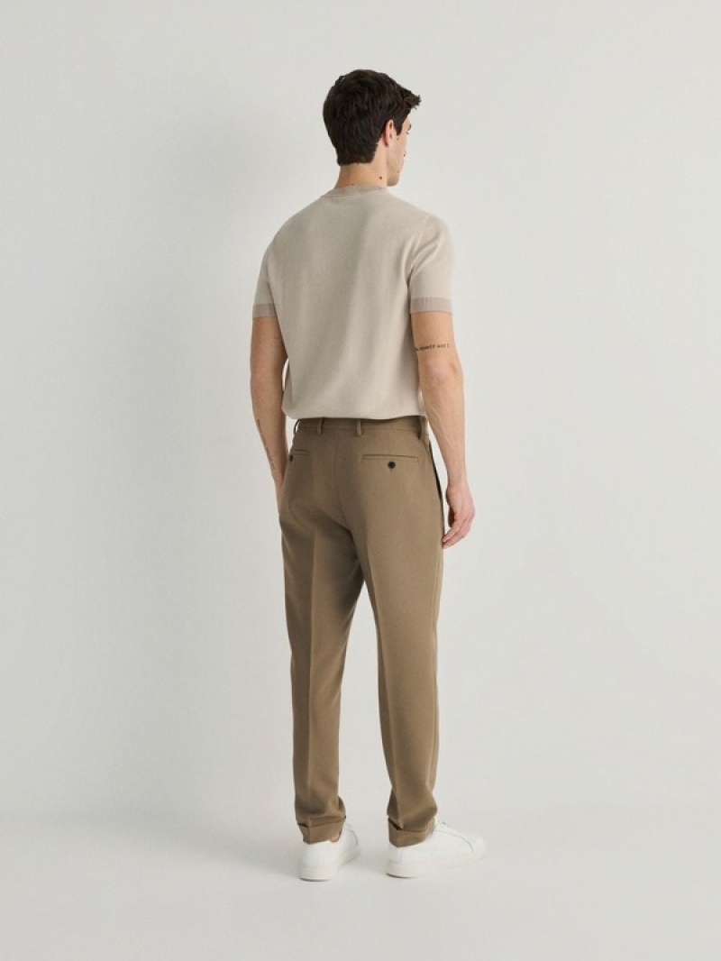 Beige Men's Reserved Carrot Suits | 72513SBVD