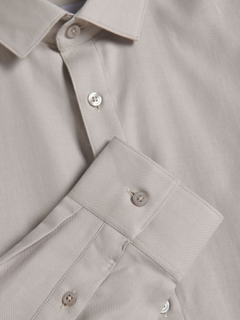 Beige Men's Reserved Slim Fit Plain Shirts | 35976TSXP