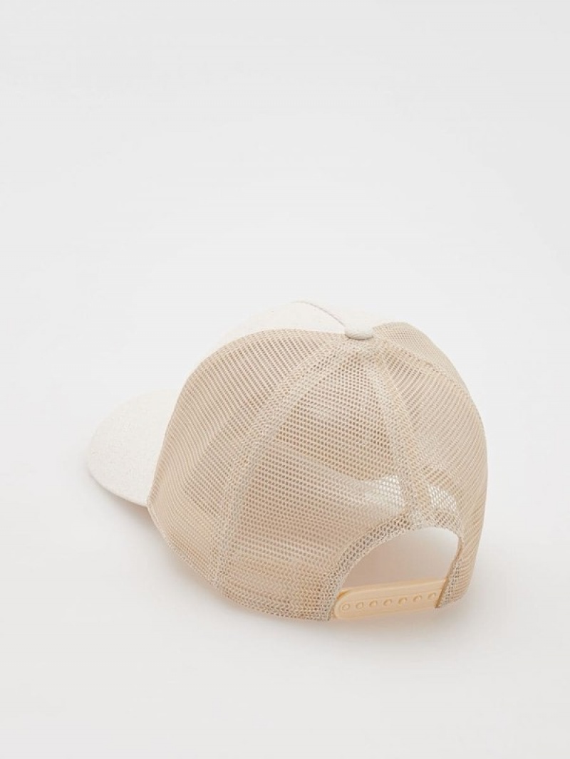 Beige Women's Reserved Bucket Caps | 71034TDRB