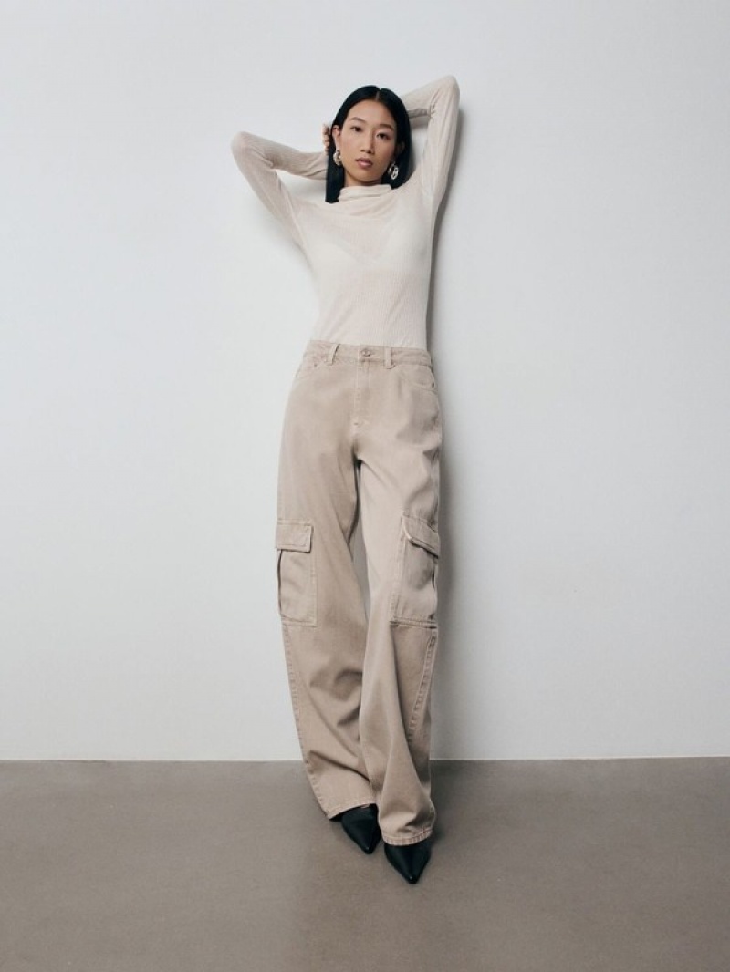 Beige Women's Reserved Wide Leg Cargo Jeans | 74129ZRBK