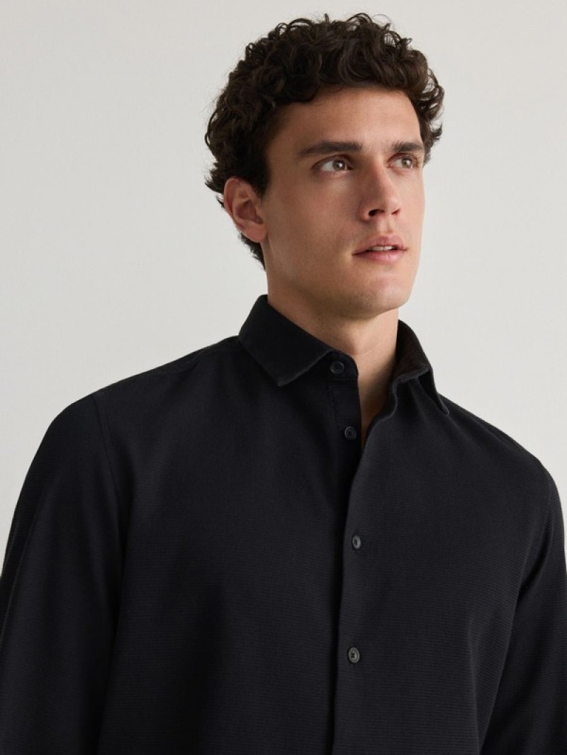 Black Men's Reserved Regular Fit Plain Shirts | 28463IKPD