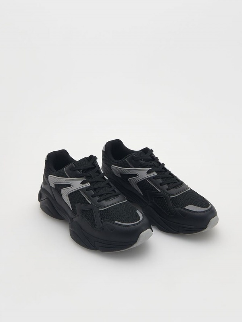 Black Men's Reserved Sports Shoes | 83517KVLW