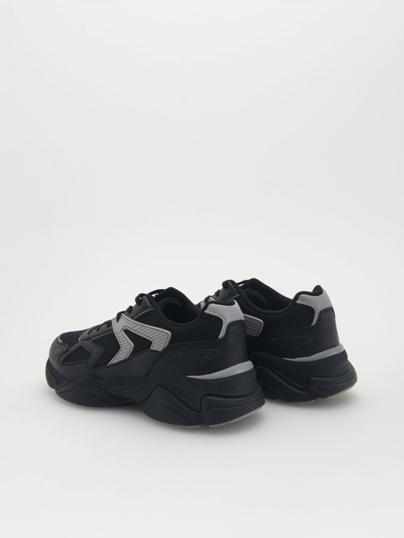 Black Men's Reserved Sports Shoes | 83517KVLW