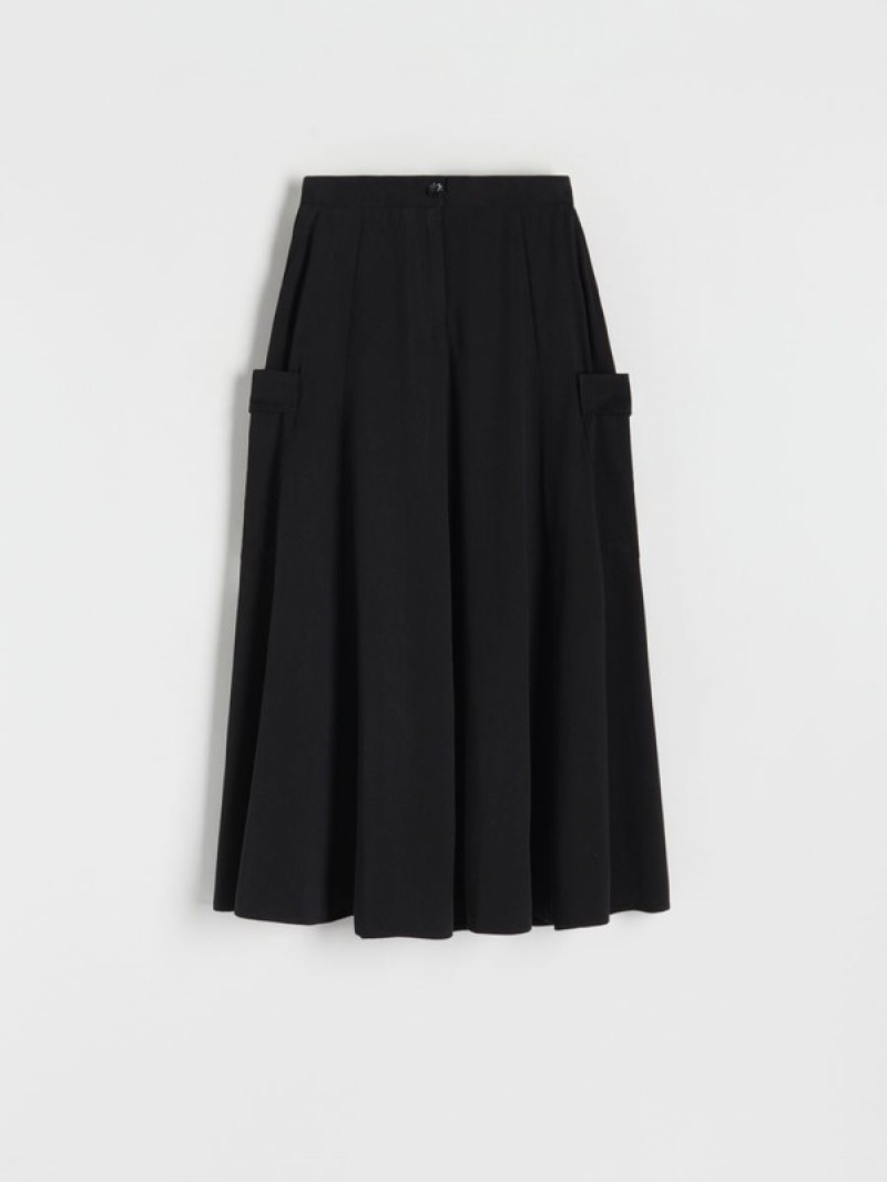 Black Women's Reserved Cargo Pockets Skirts | 81764DLGS