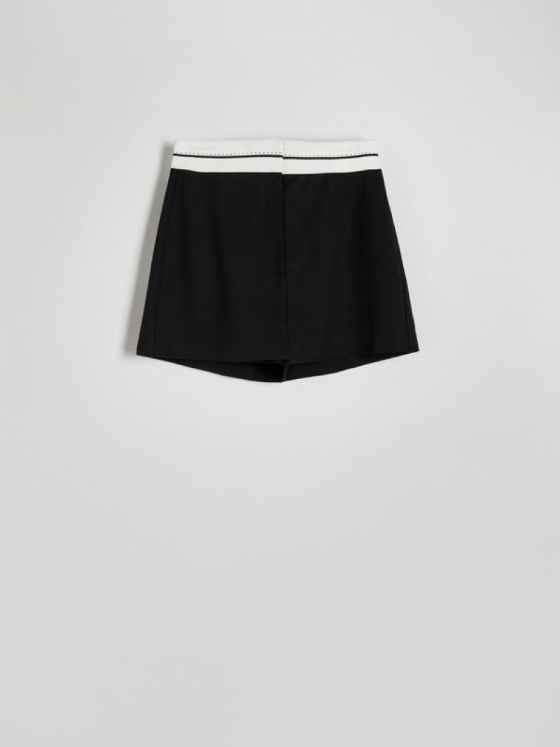 Black Women's Reserved Viscose Rich Shorts | 78502SXFM