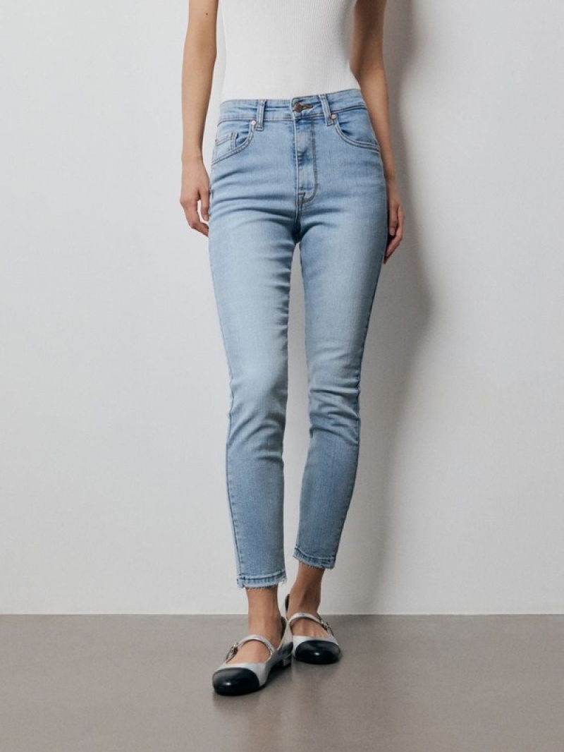 Blue Women's Reserved Sculpt Jeans | 10468FZDJ