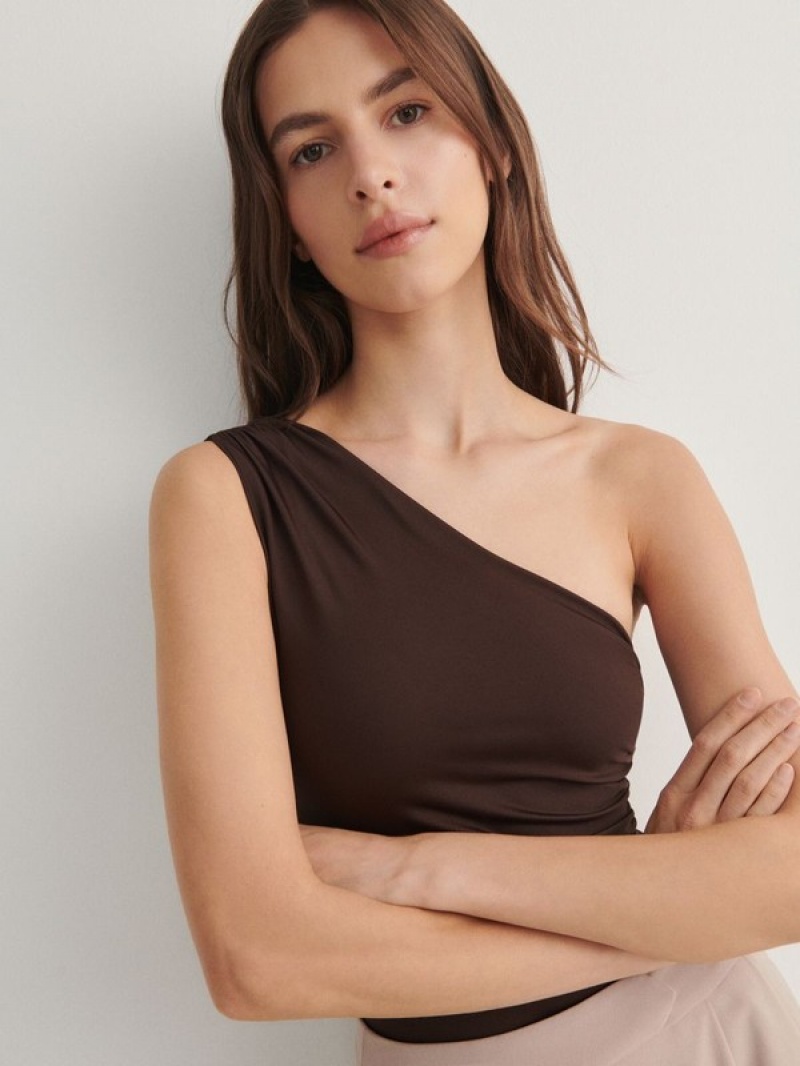 Brown Women's Reserved Drape Body T-shirts | 49375PTFM