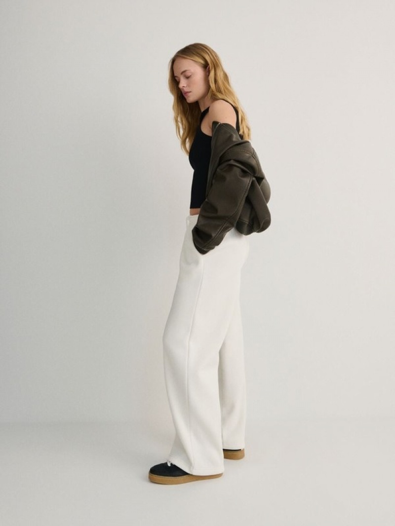 Cream Women's Reserved Cargo Trousers | 32816HMOR