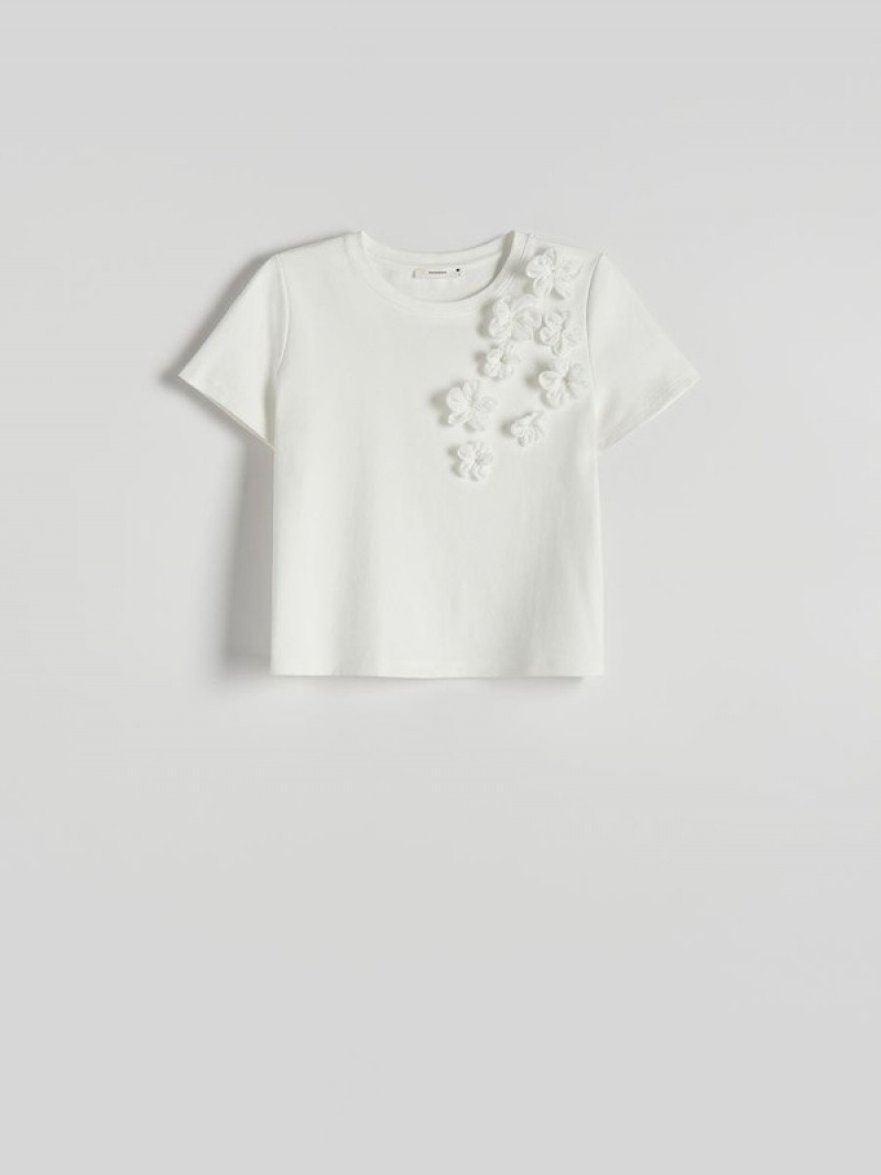 Cream Women's Reserved T-flower Appliqué Shirts | 69158XUWY