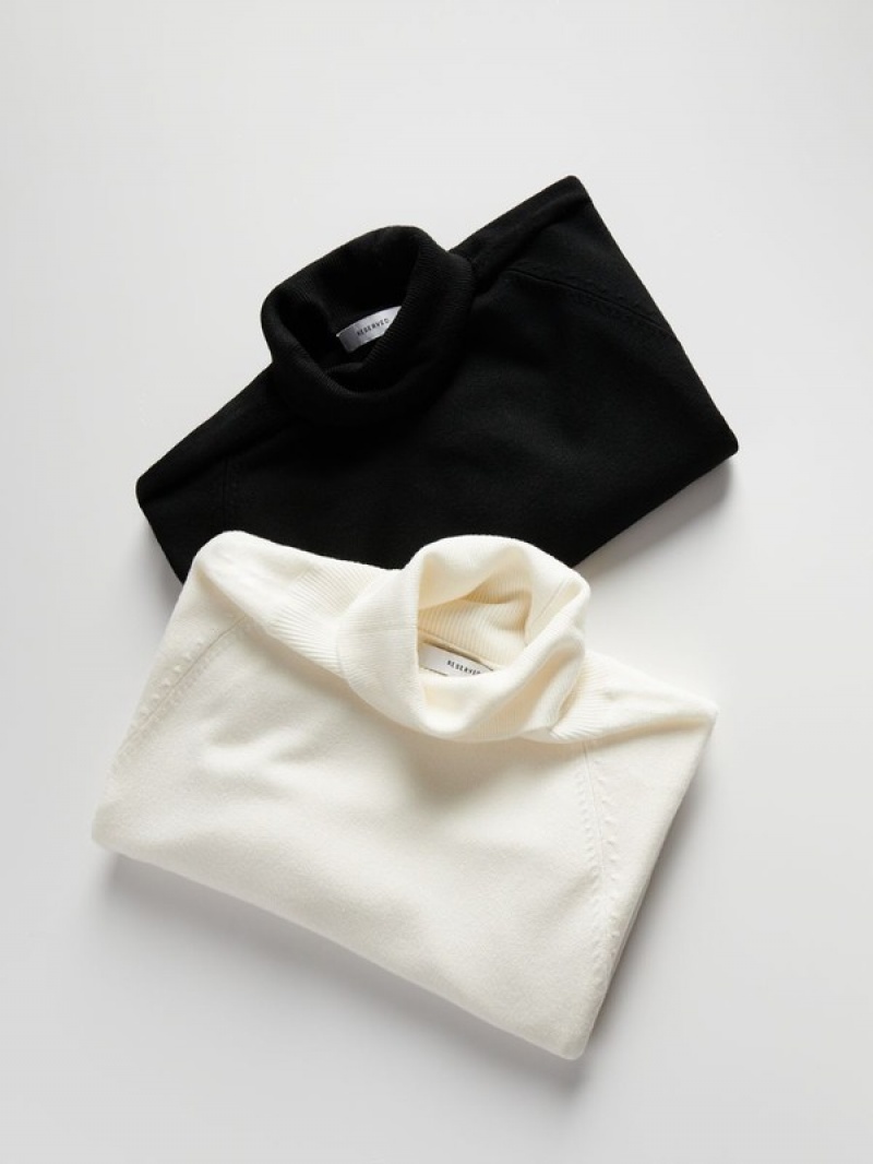 Cream Women's Reserved Turtleneck Shirts | 42569KIGC