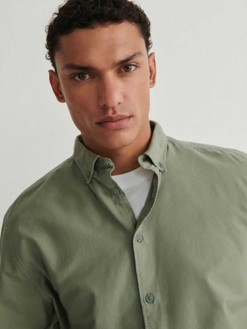 Green Men's Reserved Comfort Fit Shirts | 62509NUYT