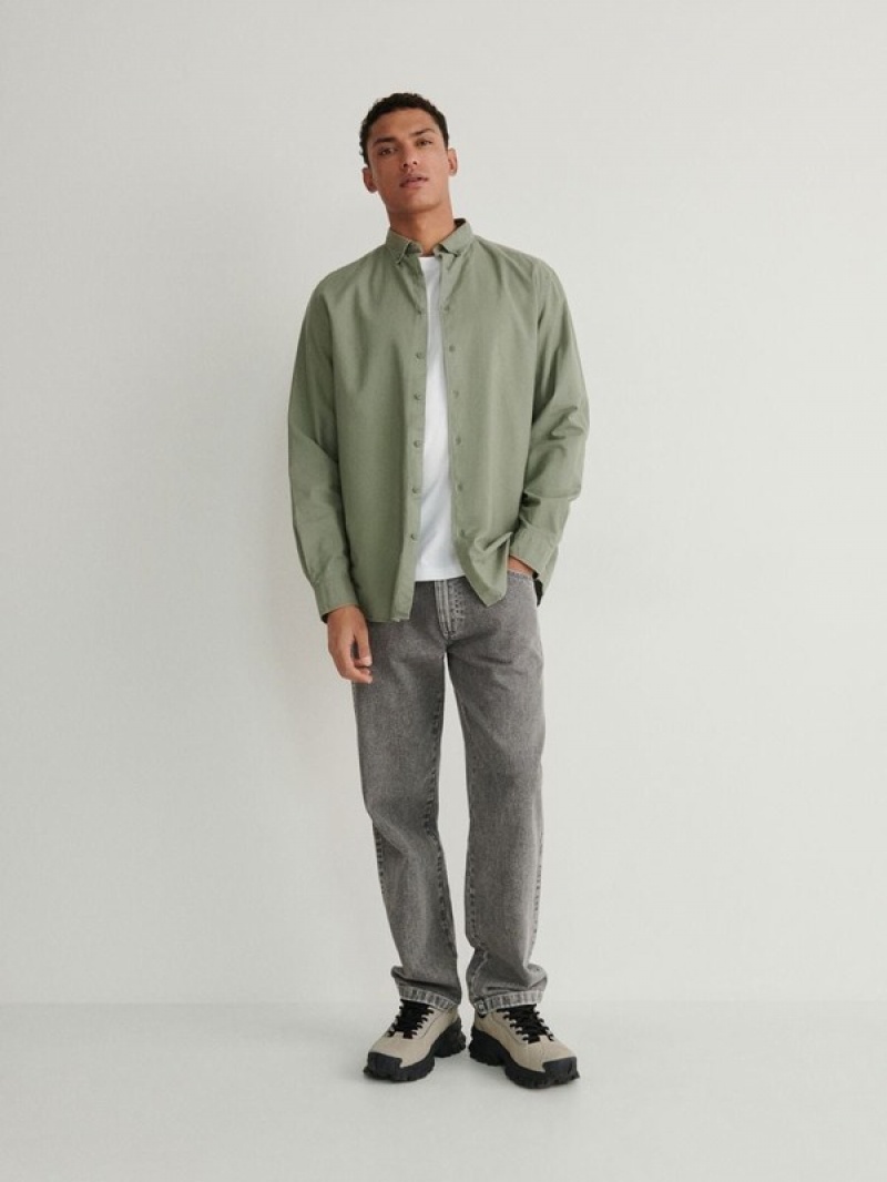 Green Men's Reserved Comfort Fit Shirts | 62509NUYT