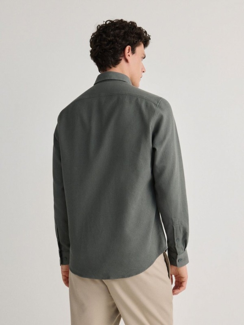 Green Men's Reserved Regular Fit Plain Shirts | 38657KBPX