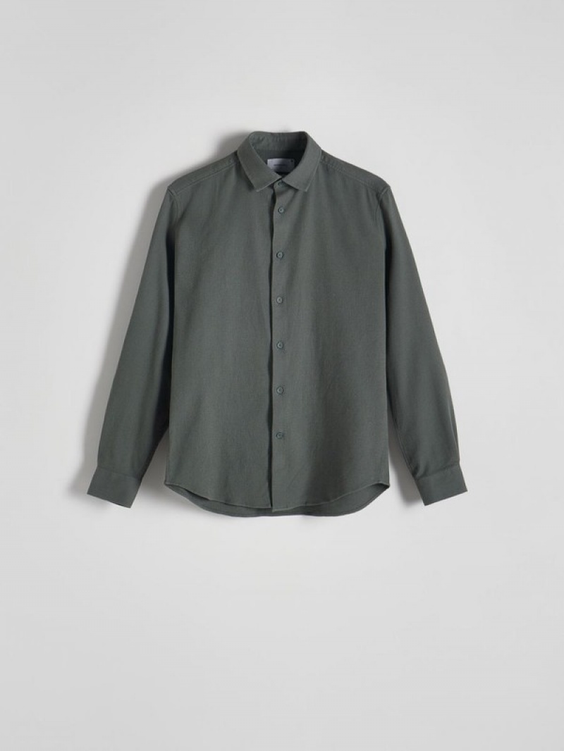 Green Men's Reserved Regular Fit Plain Shirts | 38657KBPX