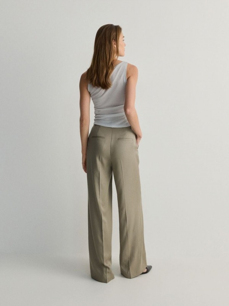 Green Women's Reserved Cargo Trousers | 86314INBK