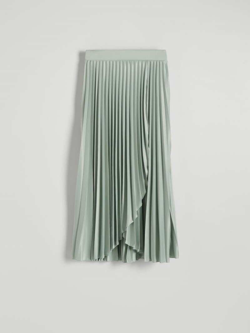 Green Women's Reserved Pleated Midi Skirts | 46893LQER