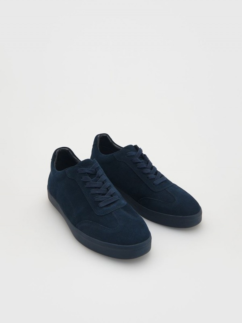 Navy Men's Reserved Leather Rich Shoes | 28950YRNQ