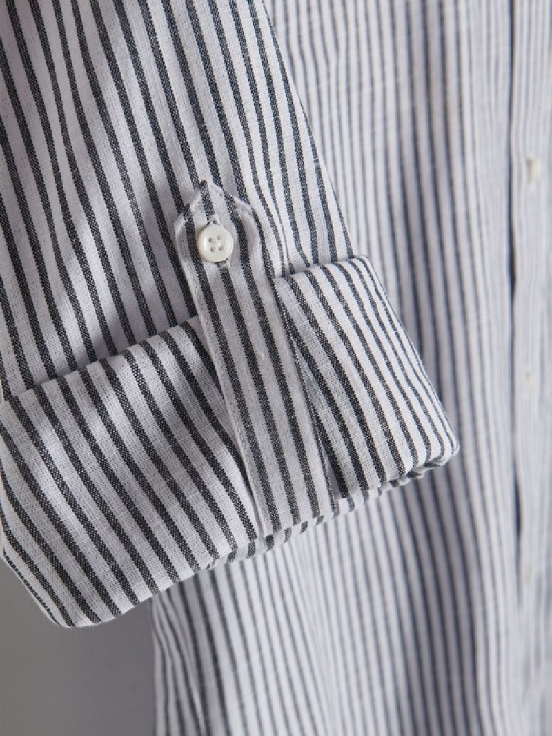 Navy Men's Reserved Regular Fit Striped Shirts | 39081GCJA