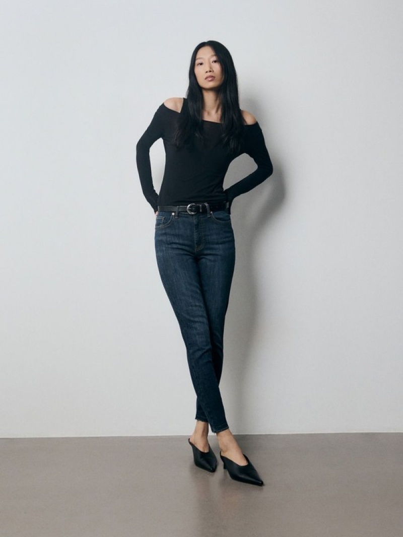 Navy Women's Reserved Sculpt Jeans | 28146SHWN