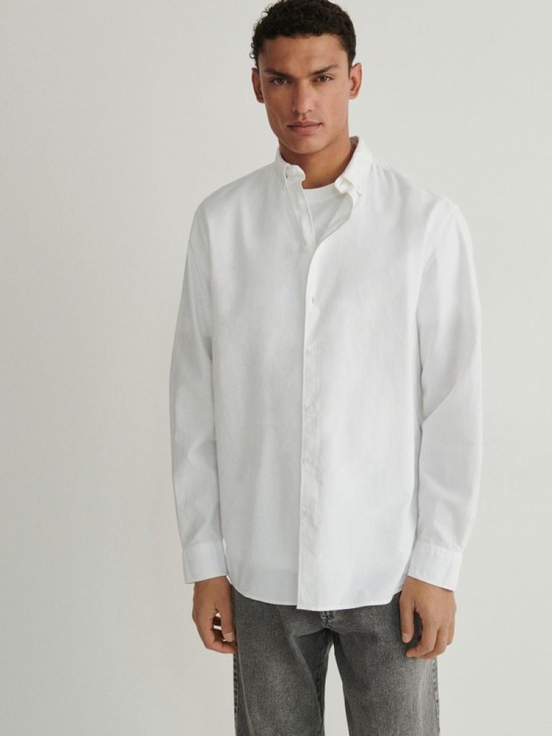 White Men's Reserved Comfort Fit Shirts | 19280KBDN