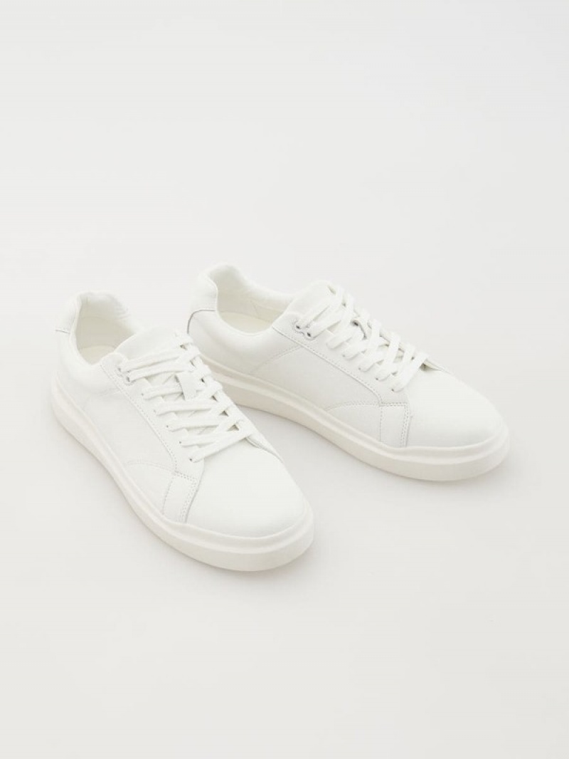 White Men's Reserved Leather Rich Shoes | 87561PBDO