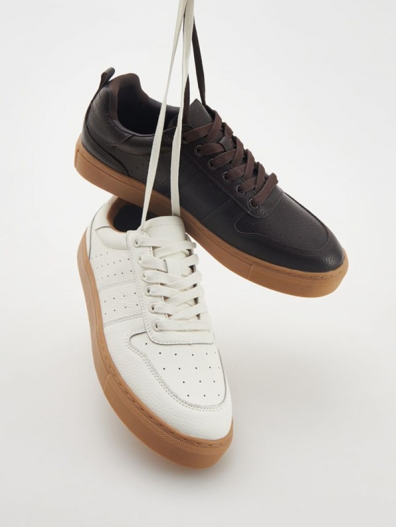 White Men's Reserved Leather Rich Shoes | 62915RGHE