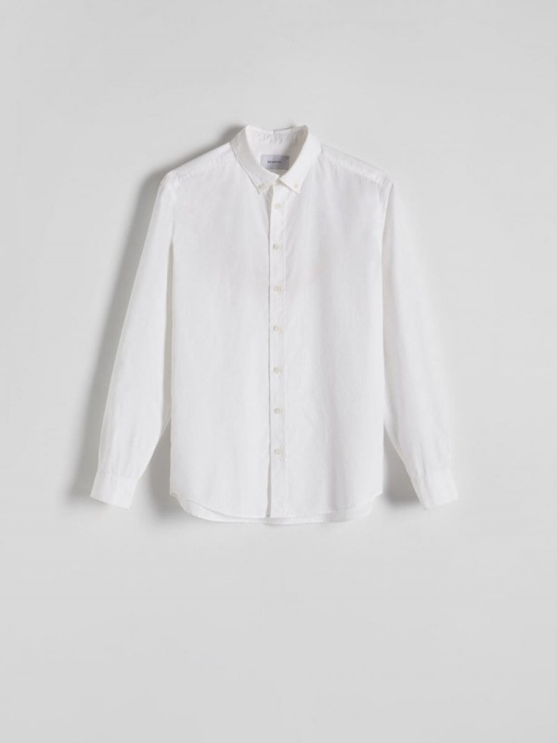 White Men's Reserved Regular Fit Shirts | 16954LFIX