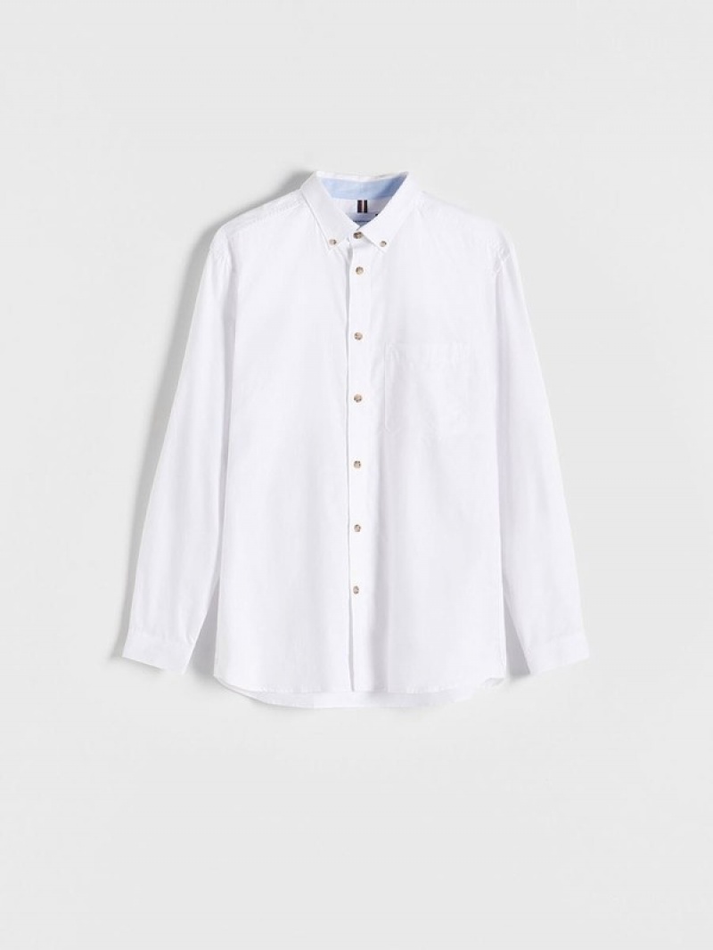 White Men's Reserved Regular Fit Shirts | 97603PNFE