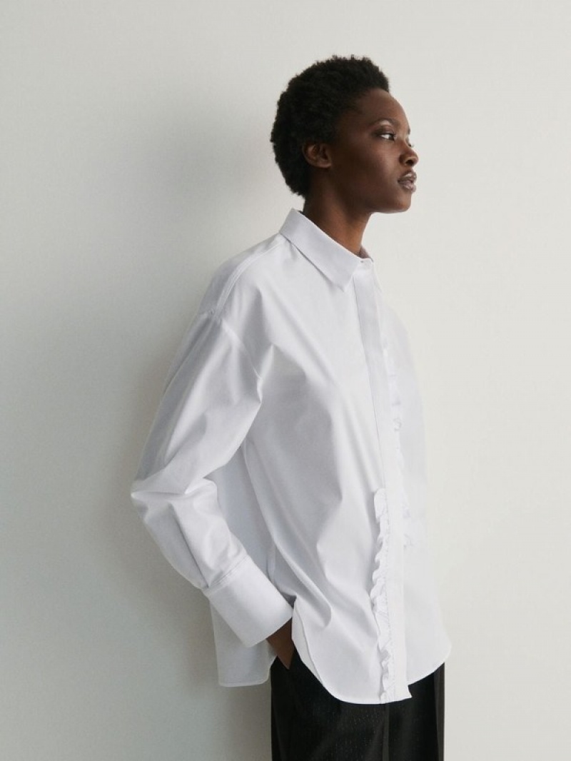 White Women's Reserved Frill Shirts | 59462QJMR