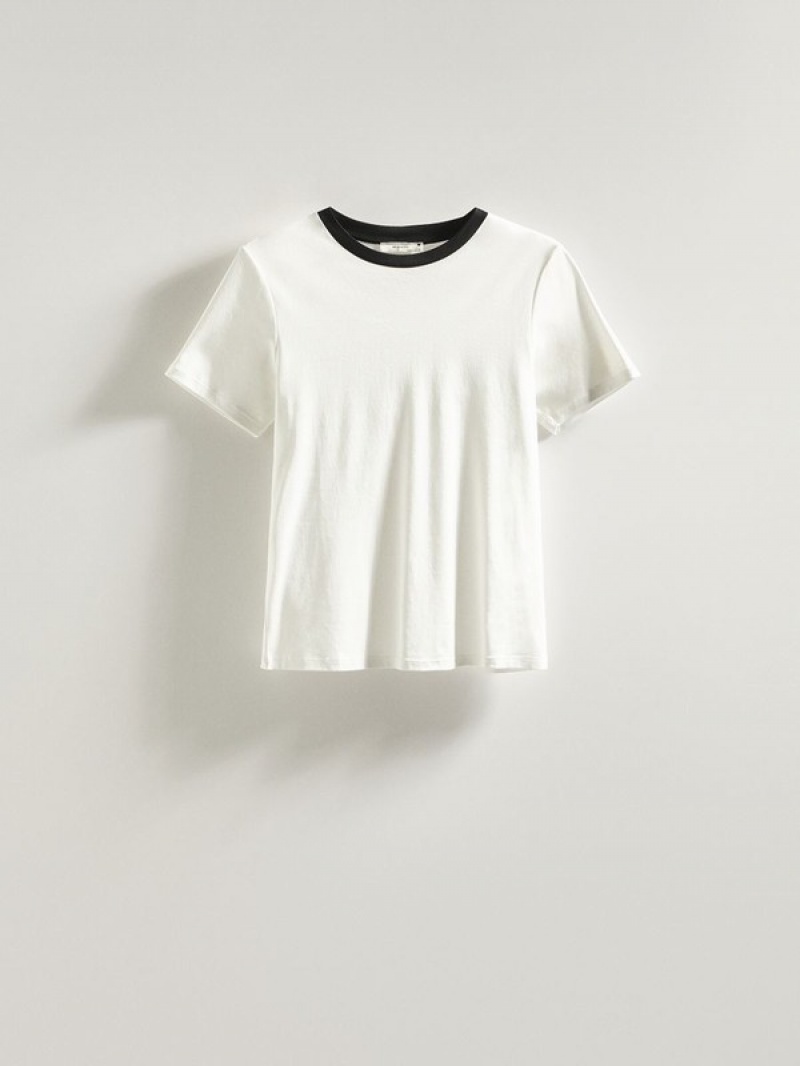 White Women's Reserved T-contrasting Trim T-shirts | 41926HCUB